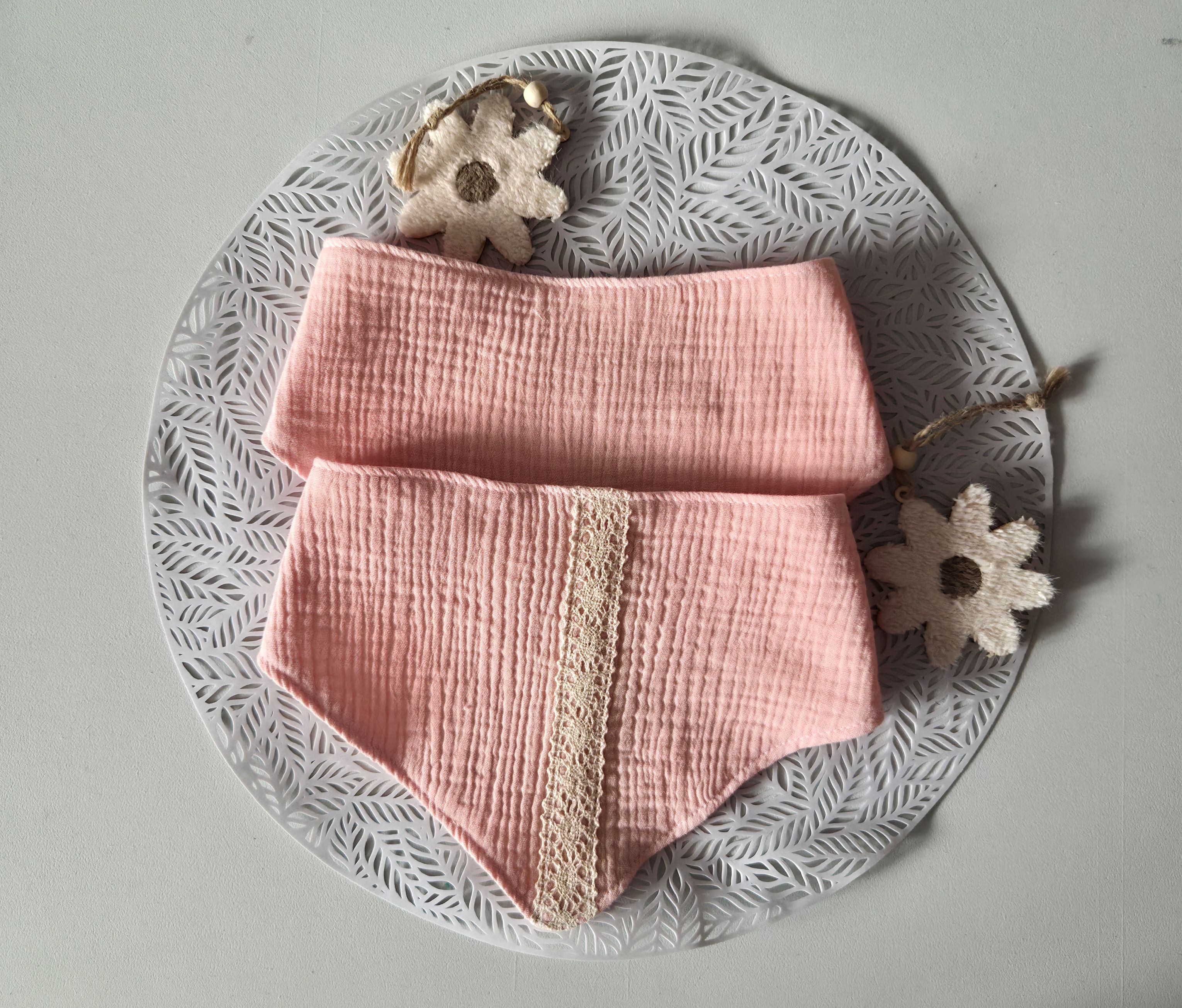 Muslino Kaklaskarės/Seilinukai