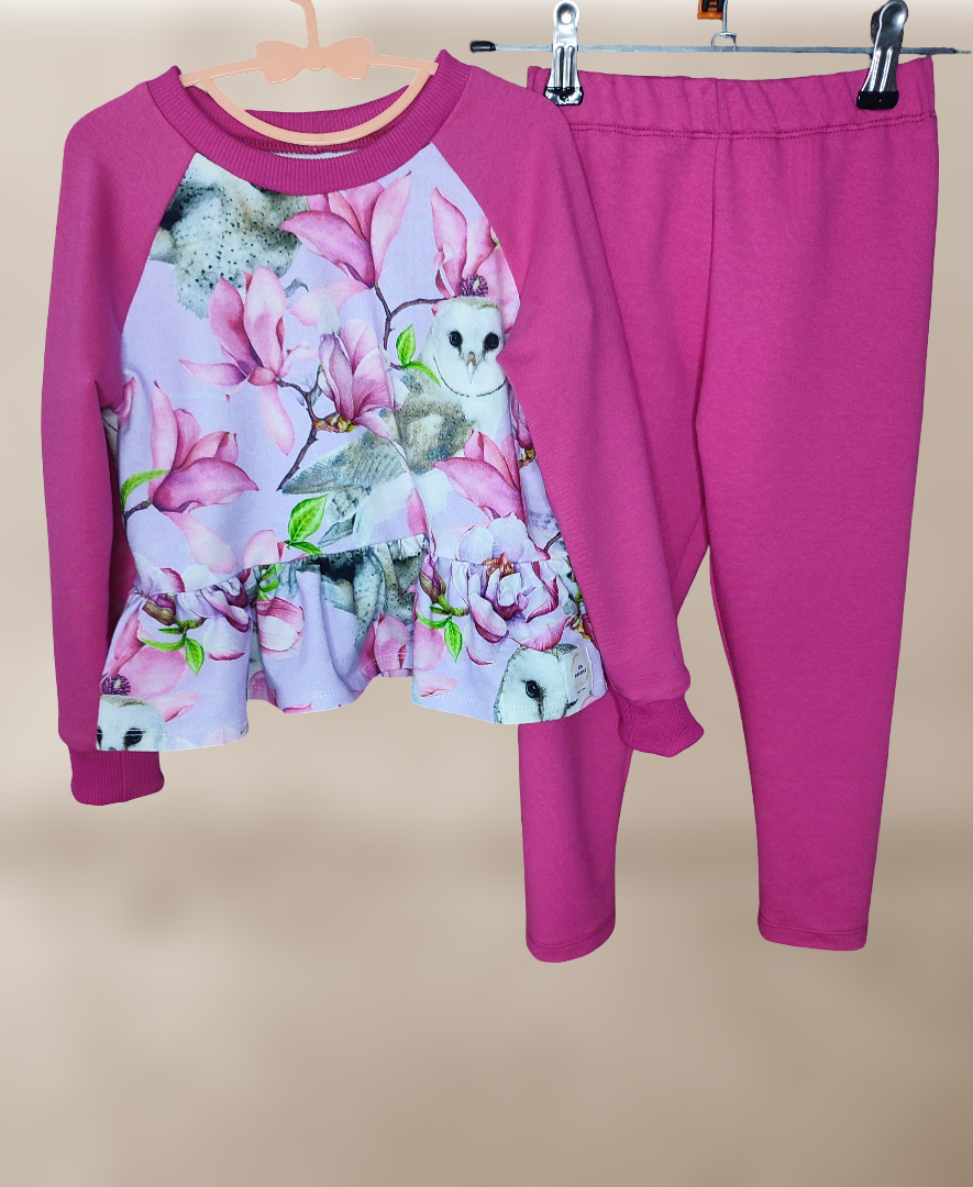 Ružavas kostiumėlis su Pelėdom